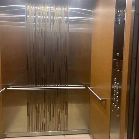 Bayfront Villa & Apartment Портмор Экстерьер фото