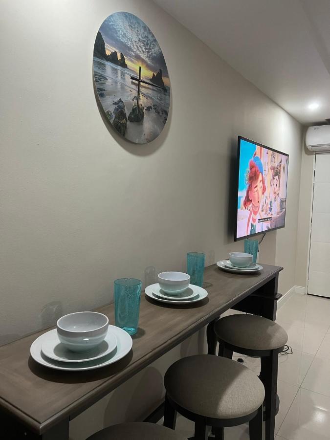 Bayfront Villa & Apartment Портмор Экстерьер фото